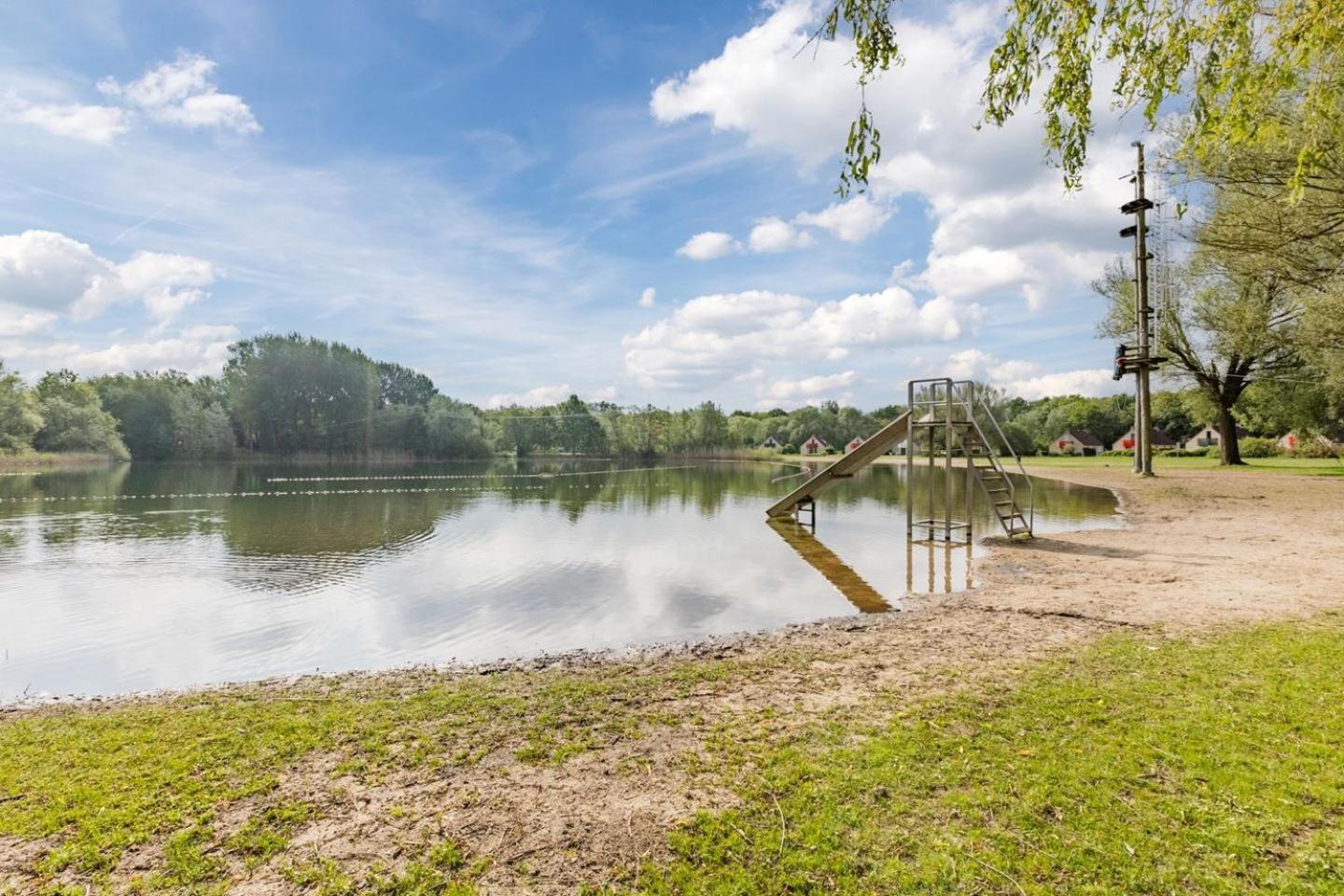 Vakantiehuis Aan Het Water -Incl Laadpaal- Ewijk Kültér fotó