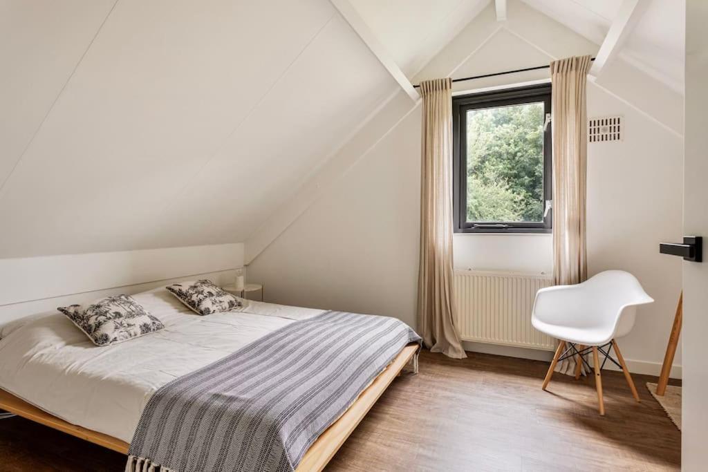 Vakantiehuis Aan Het Water -Incl Laadpaal- Ewijk Kültér fotó